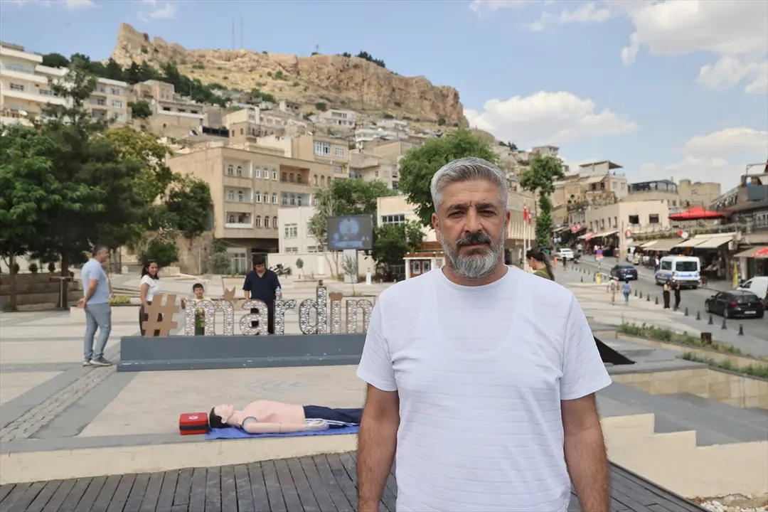 Mardin'de meydanlara yerleştirilen cihazlarla ani kalp durması vakalarına ilk müdahale yapılacak