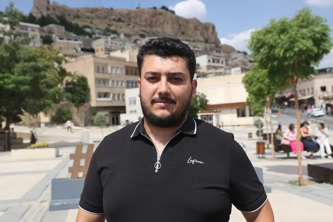 Mardin'de meydanlara yerleştirilen cihazlarla ani kalp durması vakalarına ilk müdahale yapılacak