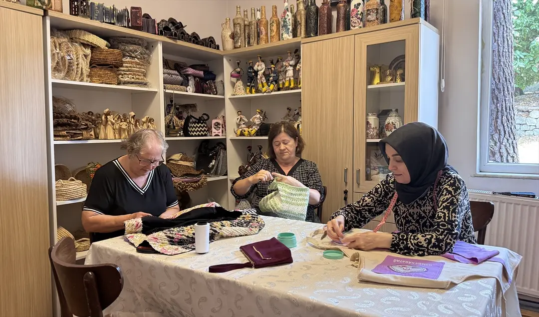 Zonguldaklı kadınlar atığı katma değere dönüştürüyor