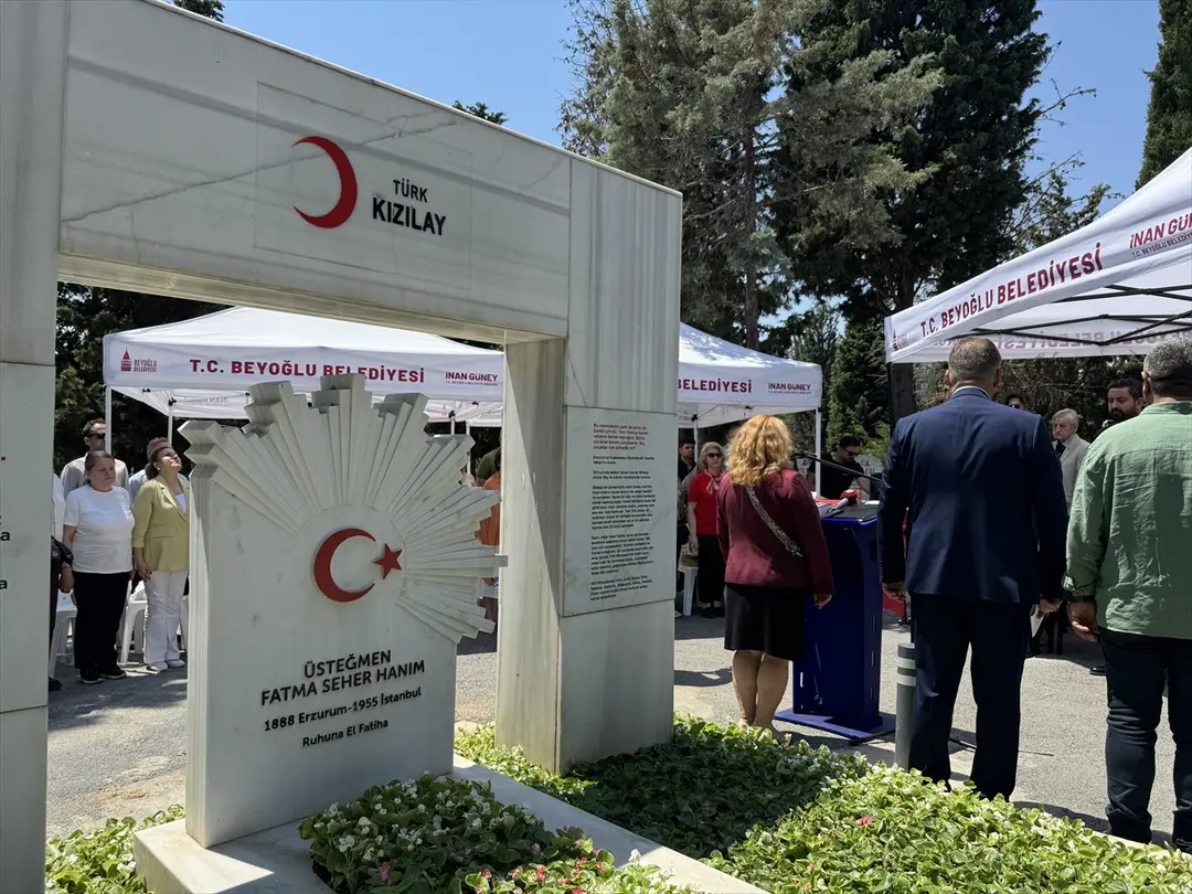 Kara Fatma mezarı başında anıldı