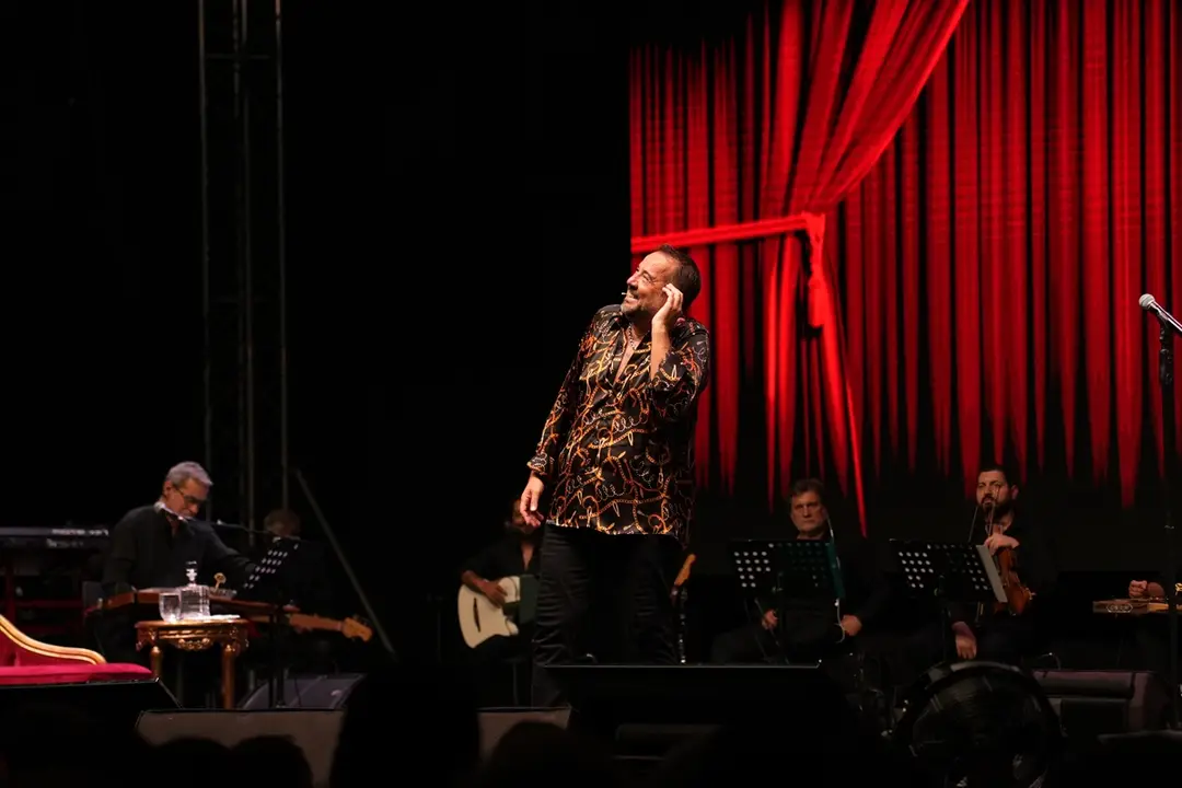 Ata Demirer: Yaz turnesi 'Ata Demirer Gazinosu' ile başlıyor