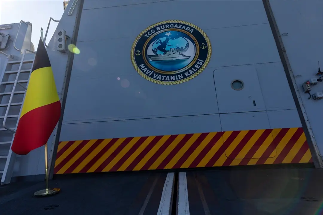 TCG Burgazada Belçika'da halkın ziyaretine açılacak