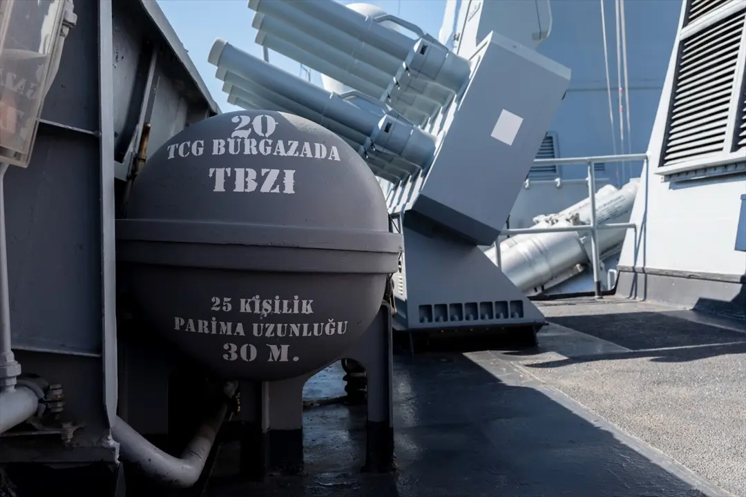TCG Burgazada Belçika'da halkın ziyaretine açılacak