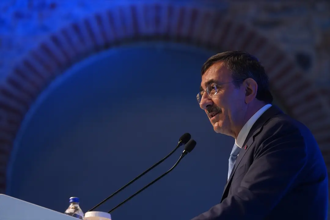 Yılmaz: Deniz güvenliği tavizsiz, gemiler tahliye ediliyor