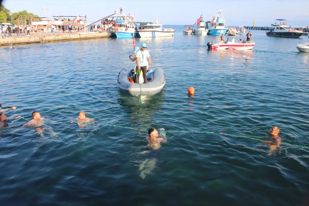 Sinop'ta Kabotaj Bayramı'nda koç ve altın için yarışıldı