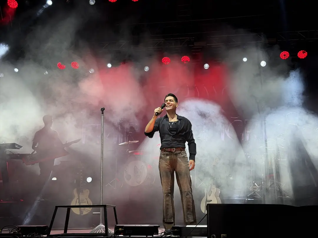 Emir Can İğrek Kırkpınar'da sahne aldı