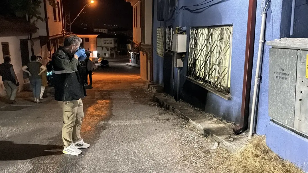 Eskişehir'de evde yangın: Kundaklama şüphesi