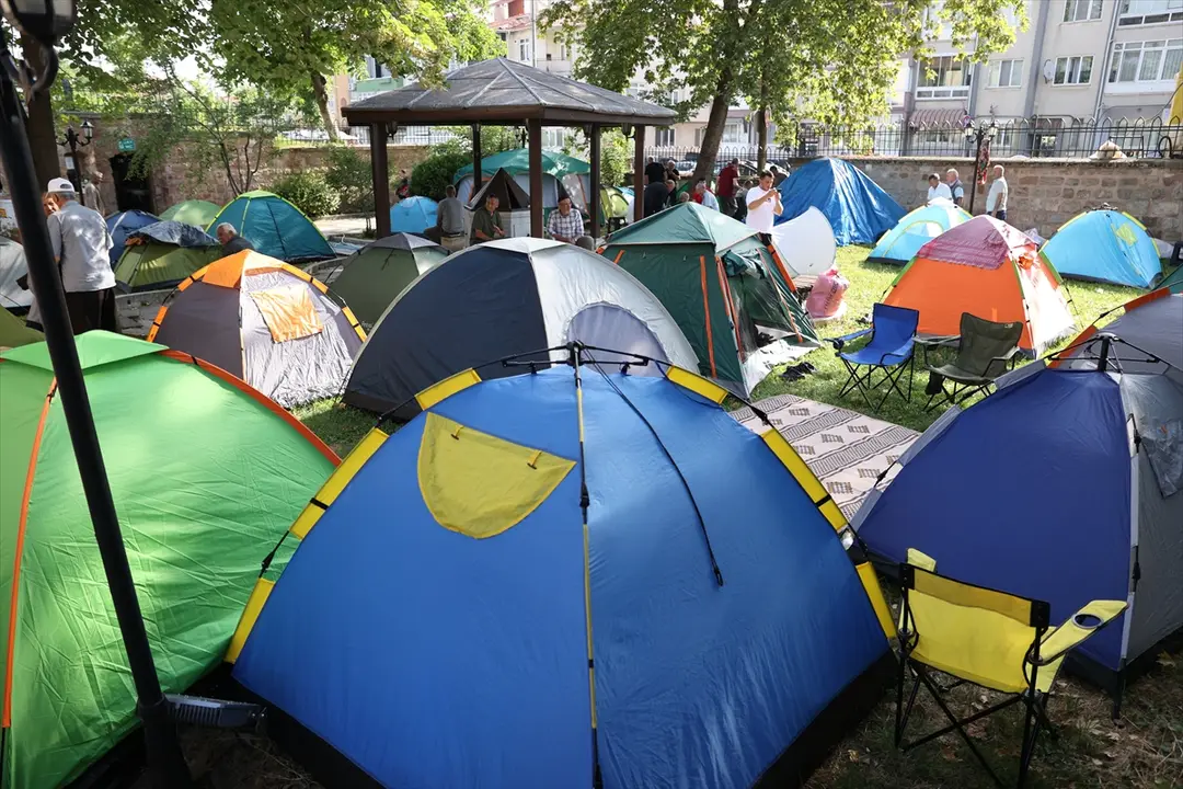 Kırkpınar tutkusu çadırları doldurdu