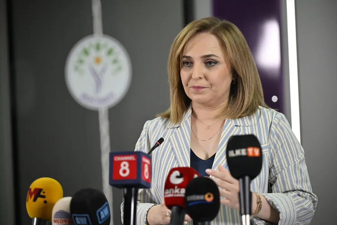 DEM Parti Sözcüsü Doğan, basın toplantısı düzenledi
