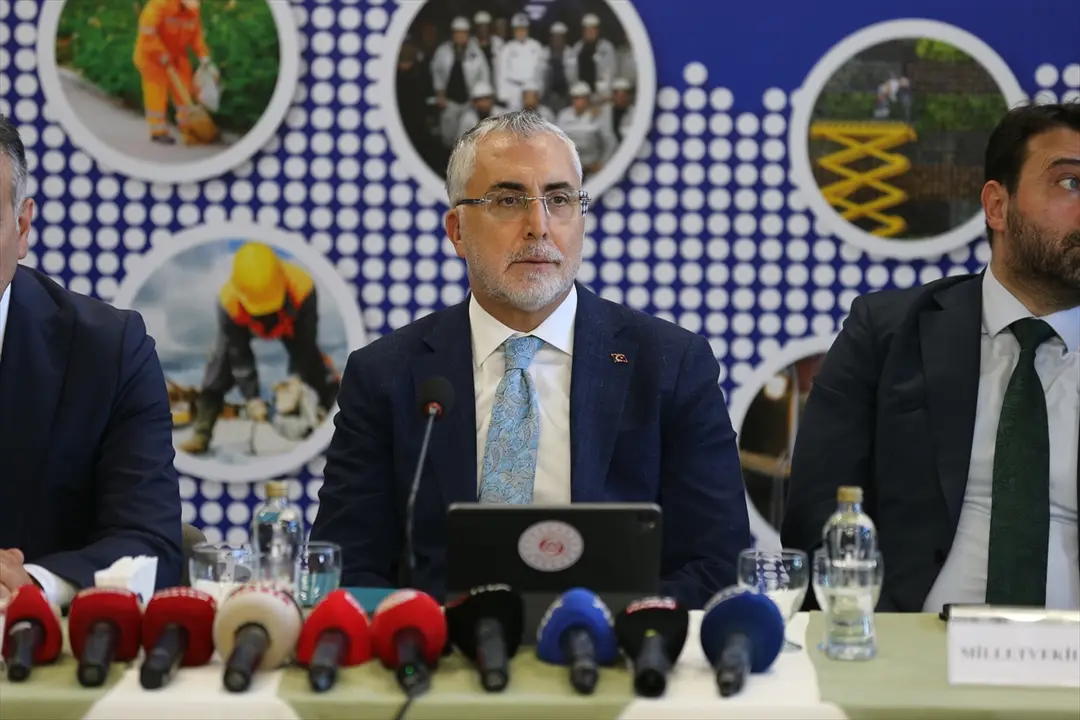 Işıkhan: İstihdamı koruyan işletmelere 51 milyar TL destek