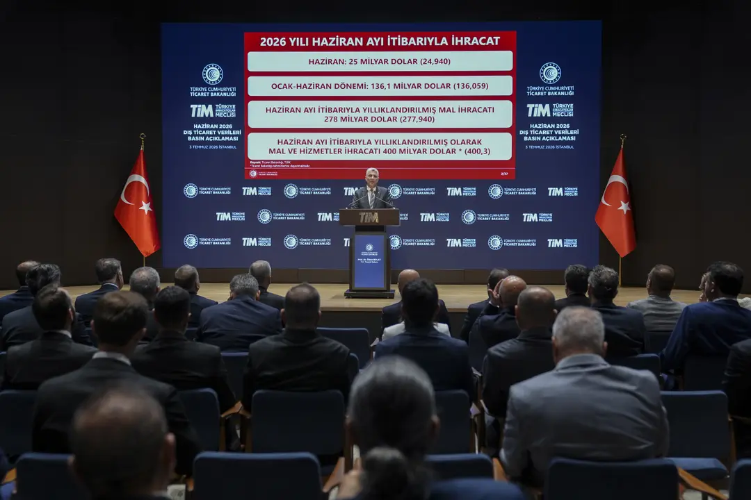 Ticaret Bakanı Ömer Bolat, haziran ayı dış ticaret verilerini açıkladı: (1)