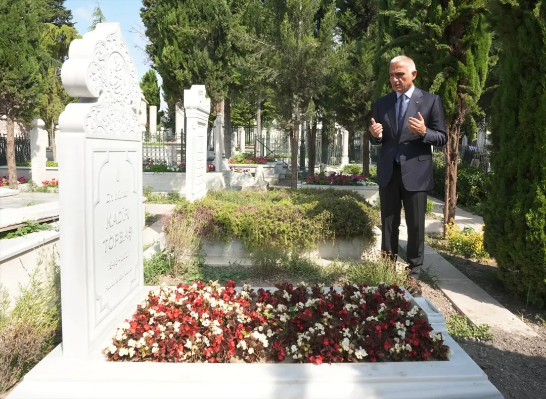 Bakan Ersoy: Kültürel mirası geleceğe taşıyacağız