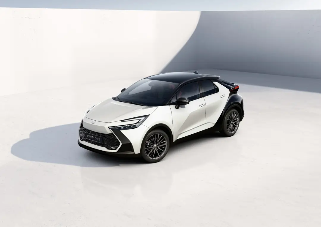 Toyota C-HR Hybrid: Türkiye'de 6 ayda 13.992 adet satıldı