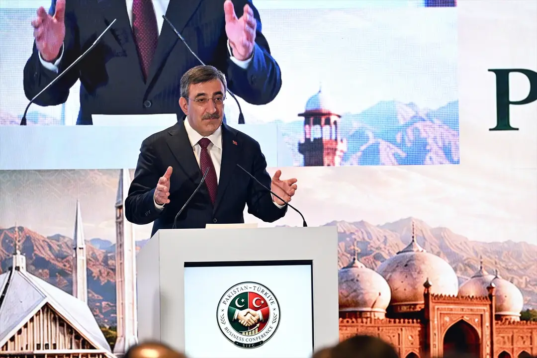 Cumhurbaşkanı Yardımcısı Yılmaz, Türkiye-Pakistan İş ve Yatırım Forumu'nda konuştu: