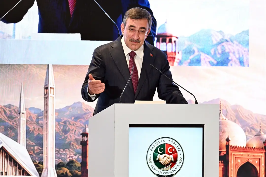Cumhurbaşkanı Yardımcısı Yılmaz, Türkiye-Pakistan İş ve Yatırım Forumu'nda konuştu: