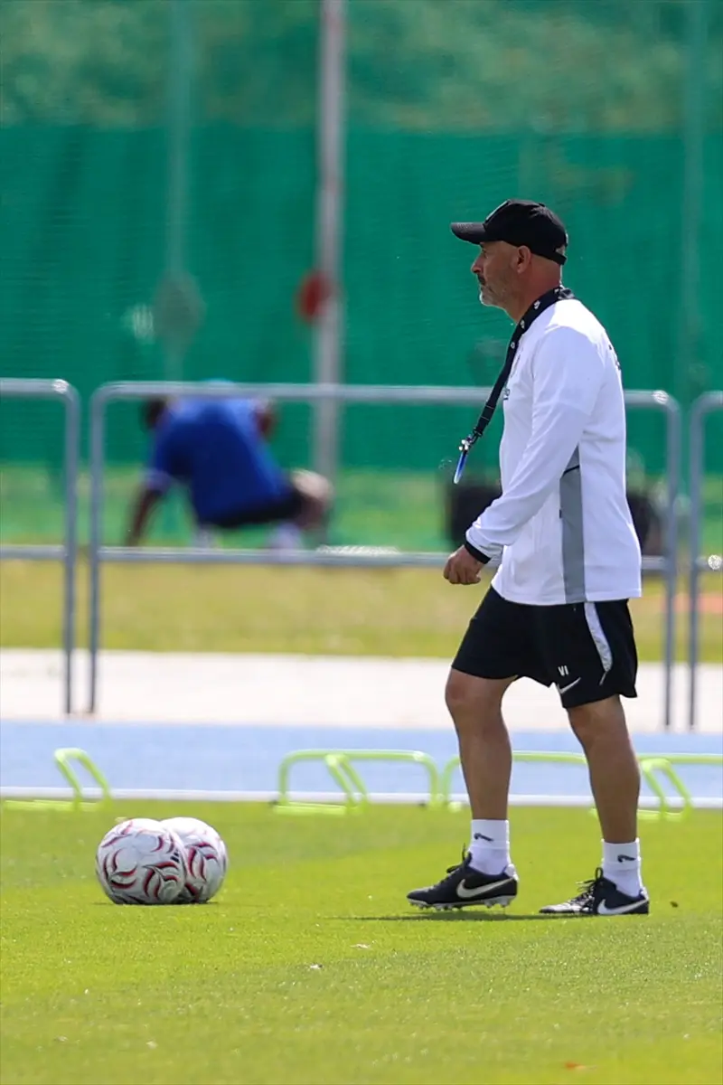 Beşiktaş: Yeni sezon hazırlıkları sürüyor