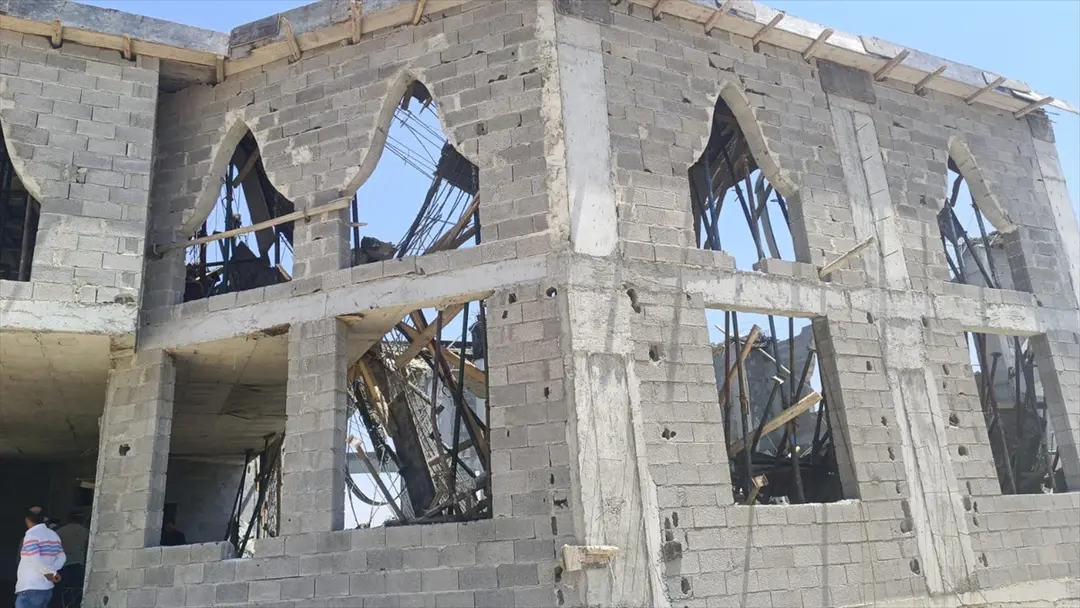 Şanlıurfa'da cami inşaatında çökme sonucu 3 işçi yaralandı