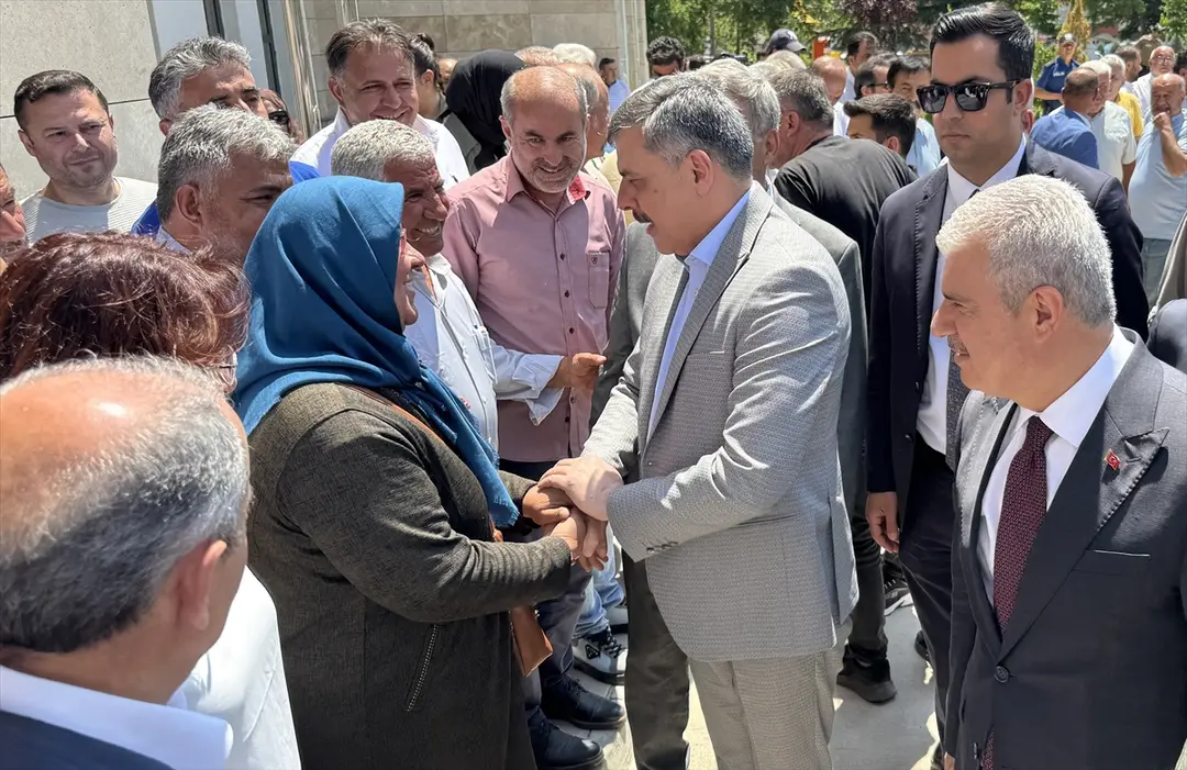 İçişleri Bakanı Çiftçi, Konya'da ziyaretlerde bulundu