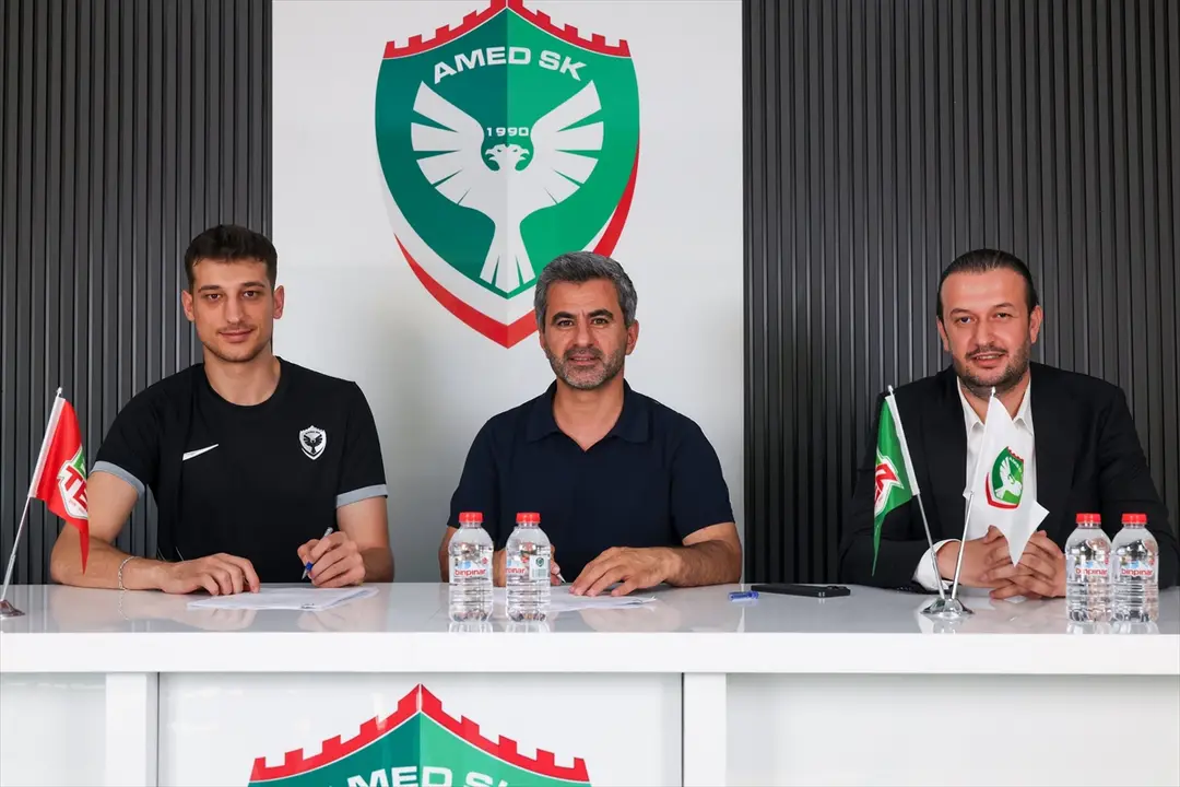 Amed Sportif: Mustafa Burak Bozan transferi tamamlandı