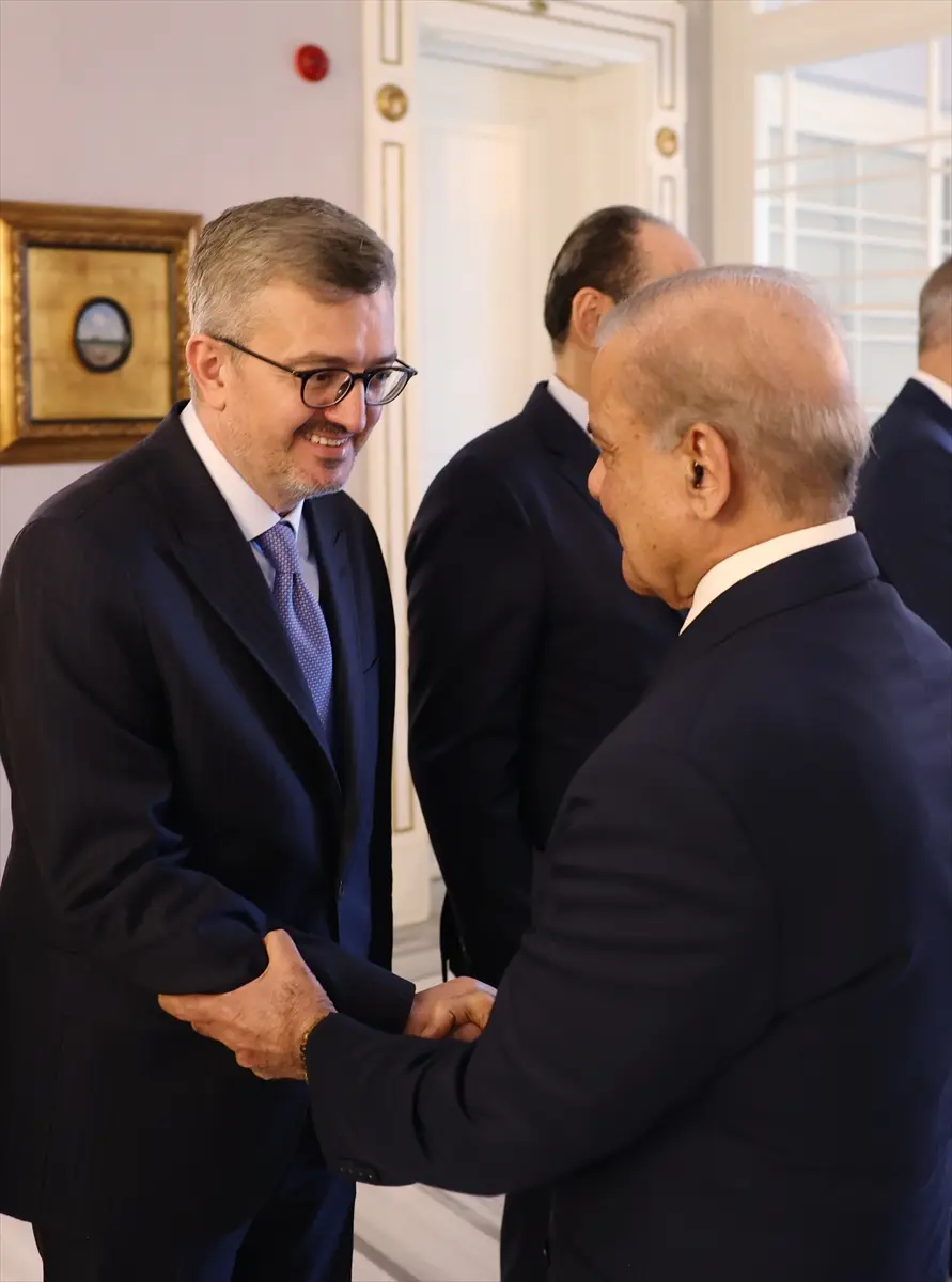 Cumhurbaşkanı Erdoğan'ın Pakistan Başbakanı Şerif ile görüşmesi başladı