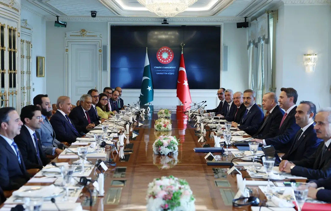 Cumhurbaşkanı Erdoğan'ın Pakistan Başbakanı Şerif ile görüşmesi başladı