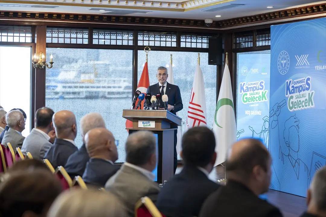 Bakan Memişoğlu, "Dumansız Kampüs, Sağlıklı Gelecek Projesi"nin tanıtım programında konuştu: