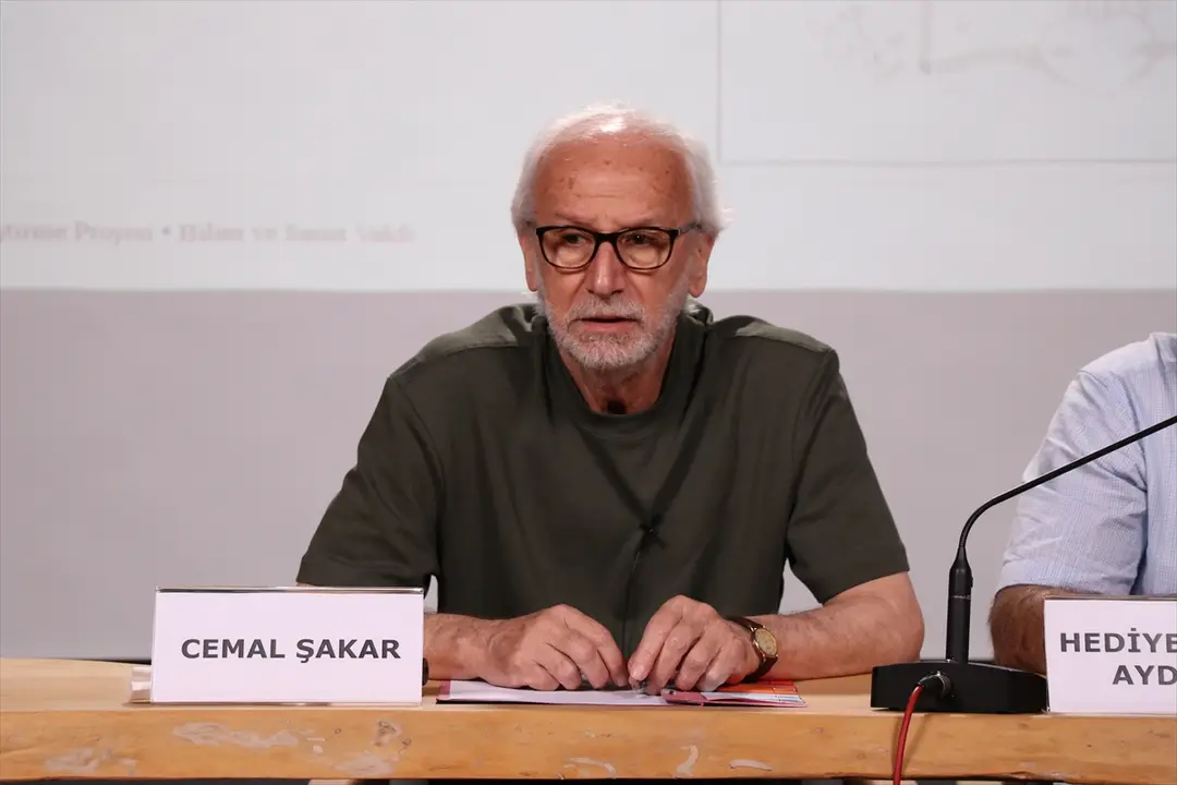 Hasan Aycın'ın çizgileri dijital arşivde