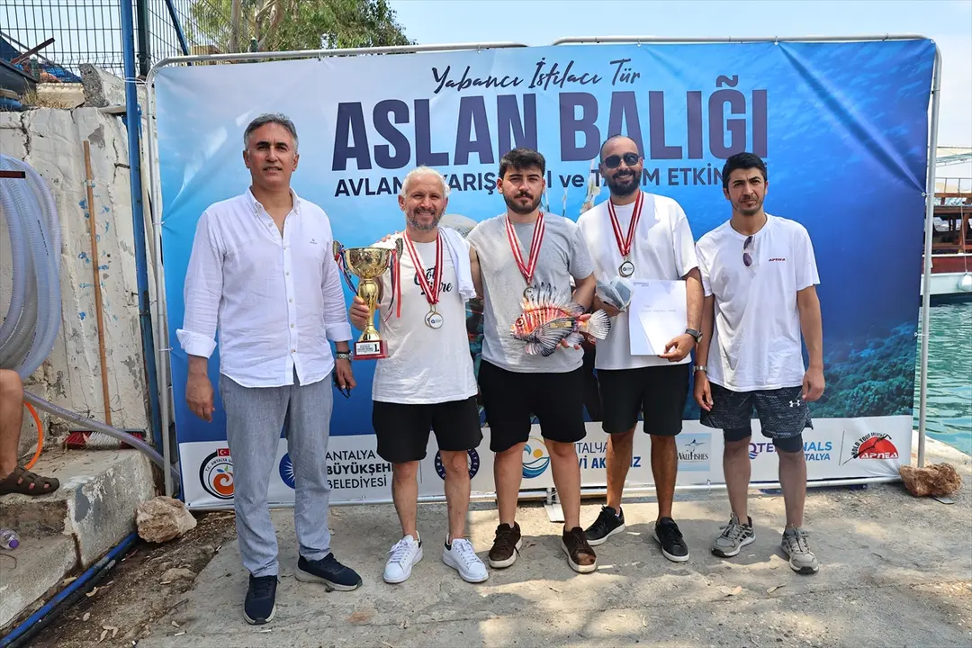 Antalya'da 151 Aslan Balığı Avlandı