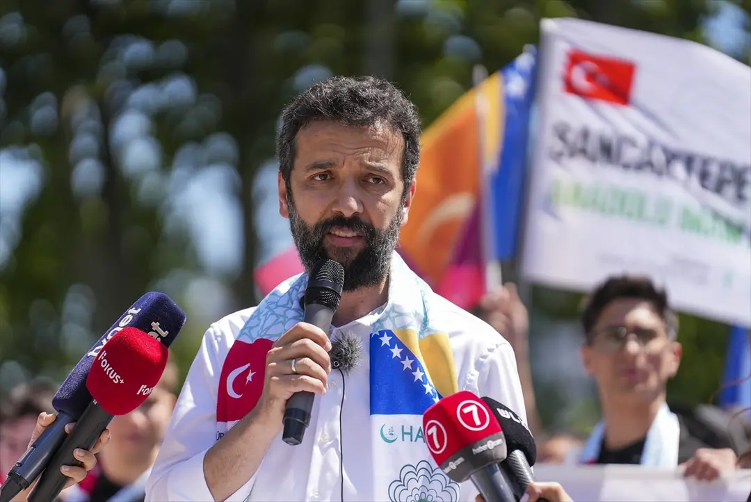 Liseliler Srebrenitsa Soykırımı anma etkinliklerine katılmak üzere Bosna Hersek'e gitti