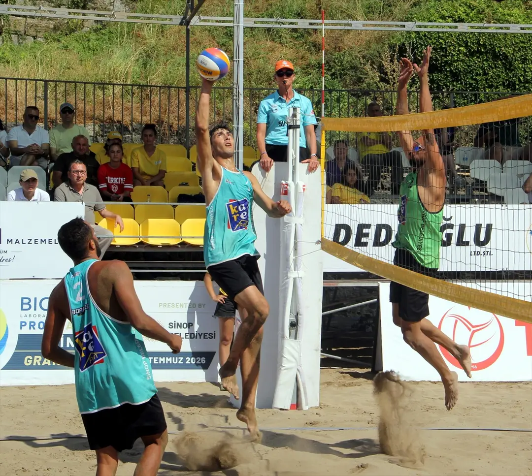 Sinop'ta Plaj Voleybolu Turnuvası Sona Erdi