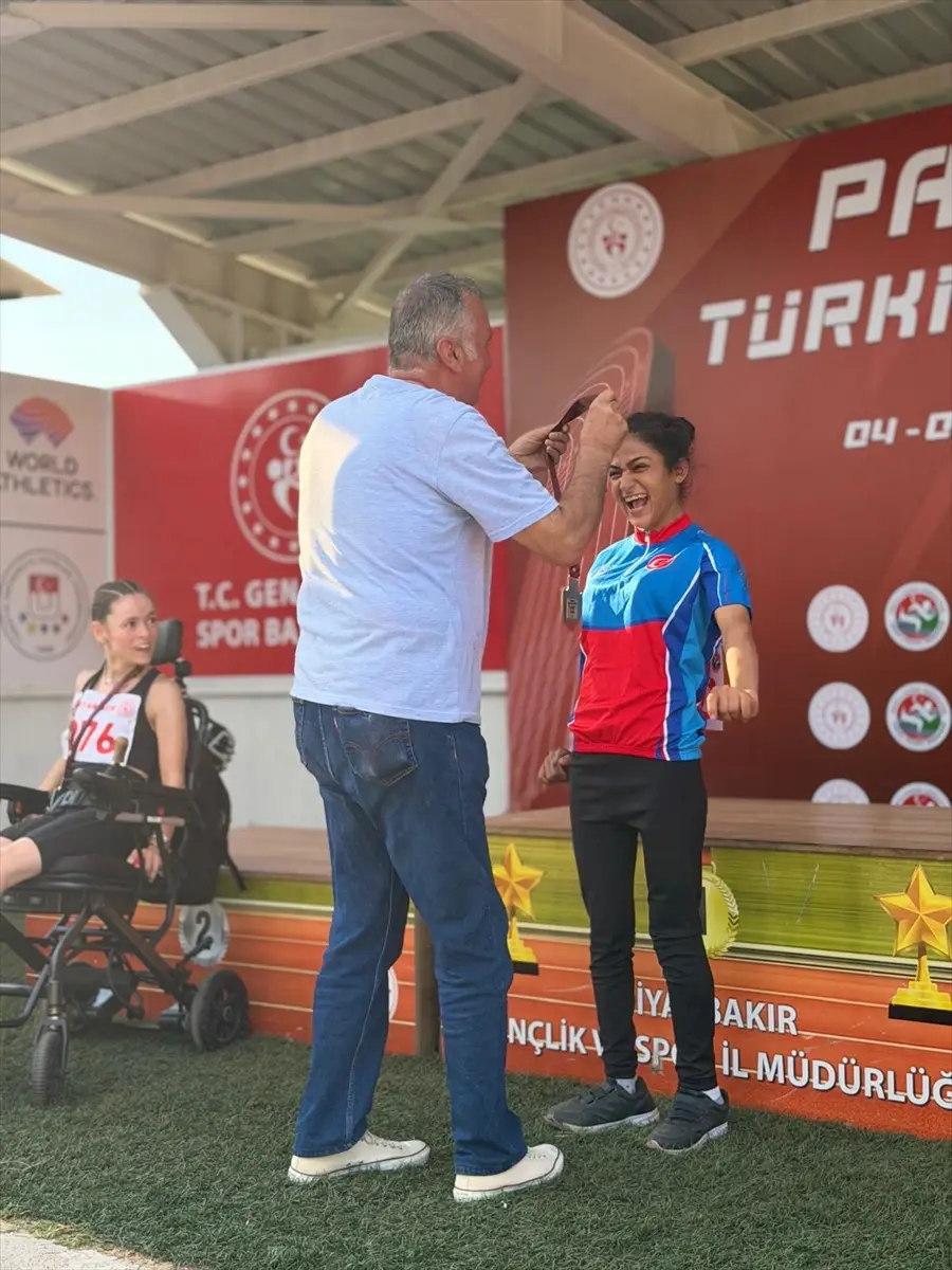 Bağcılar Belediyesi: Para Atletizm'de Türkiye Şampiyonu