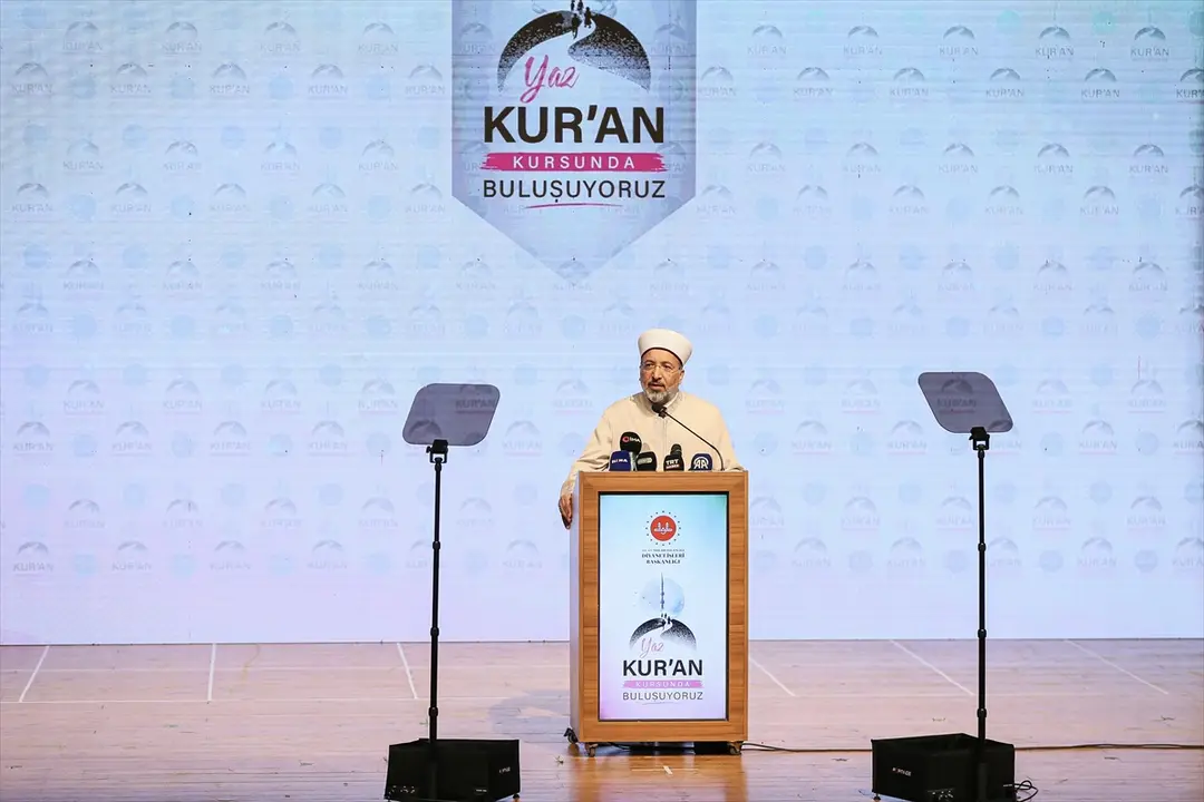 Diyanet İşleri Başkanı Arpaguş, Bursa'da "2026 Yılı Yaz Kur'an Kursları Açılış Programı"na katıldı: