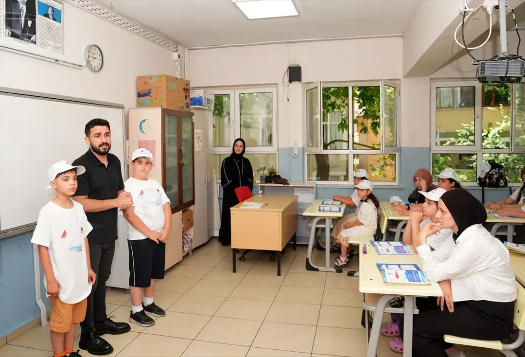 TÜGVA Yaz Okulu 81 ilde 550 bin başvuruyla başladı