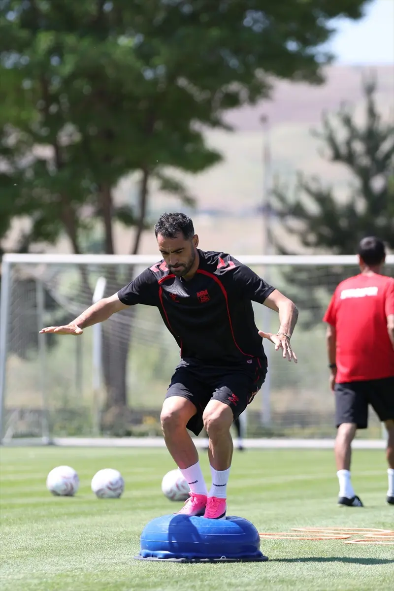 Sivasspor: Yeni sezon hazırlıkları sürüyor