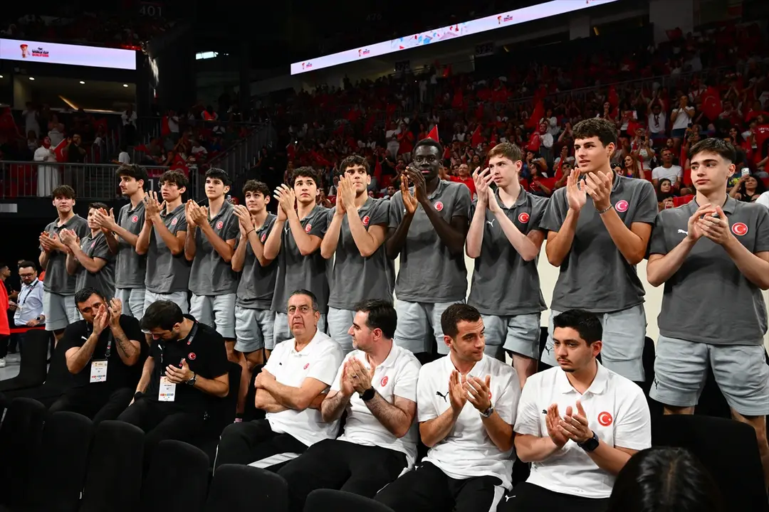 A Milli Takım: 95-72 İsviçre