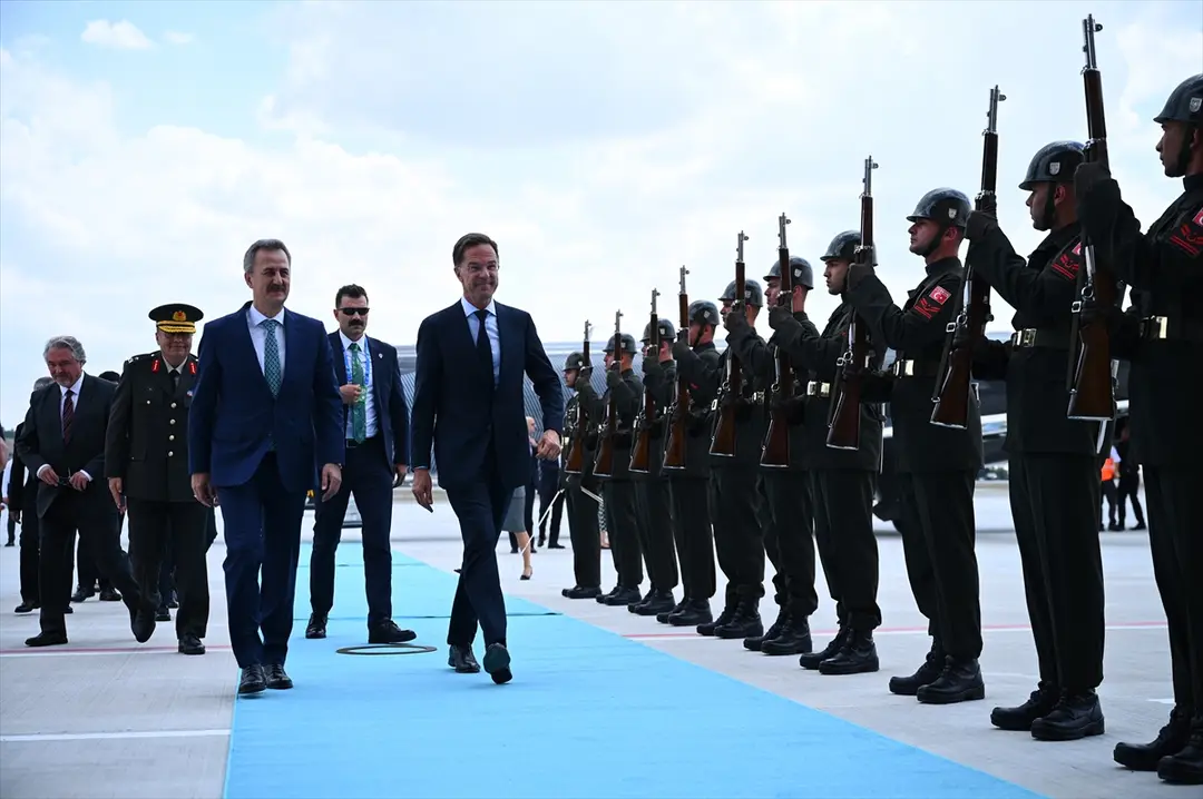 Rutte Ankara'ya geldi
