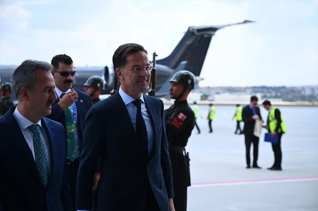 Rutte Ankara'ya geldi