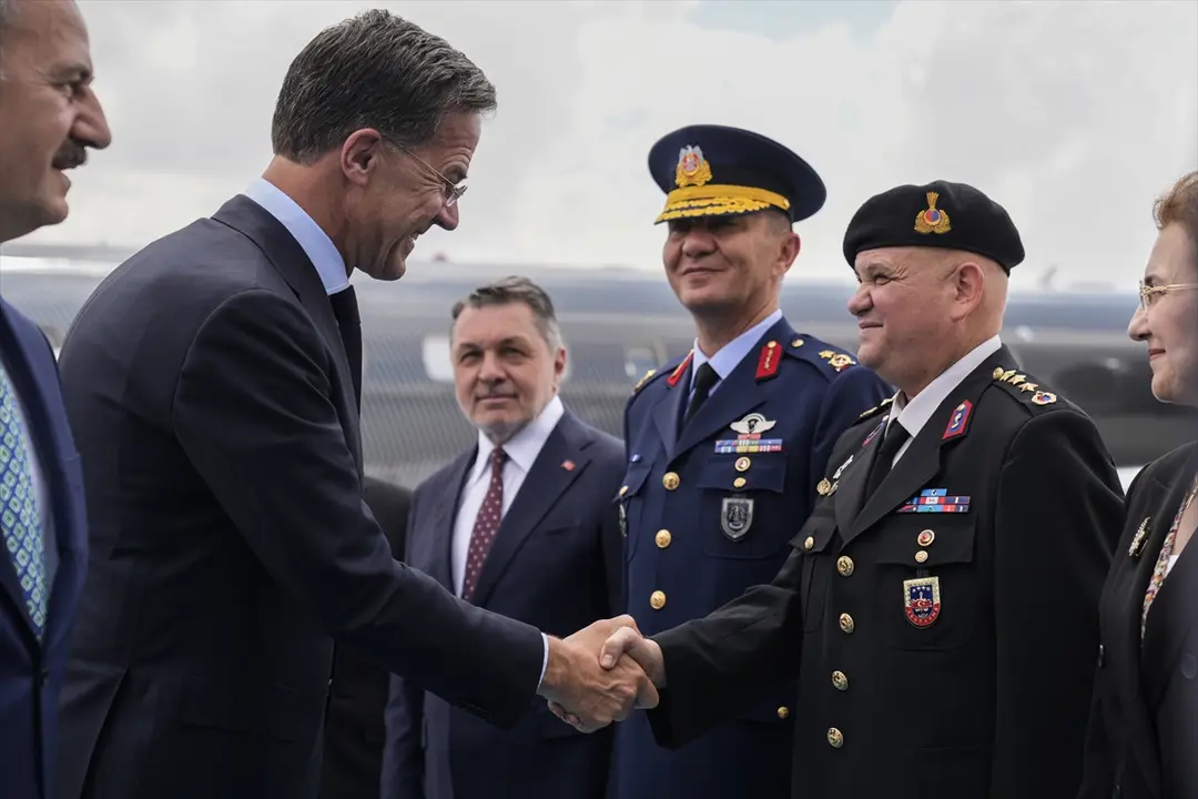 Rutte Ankara'ya geldi