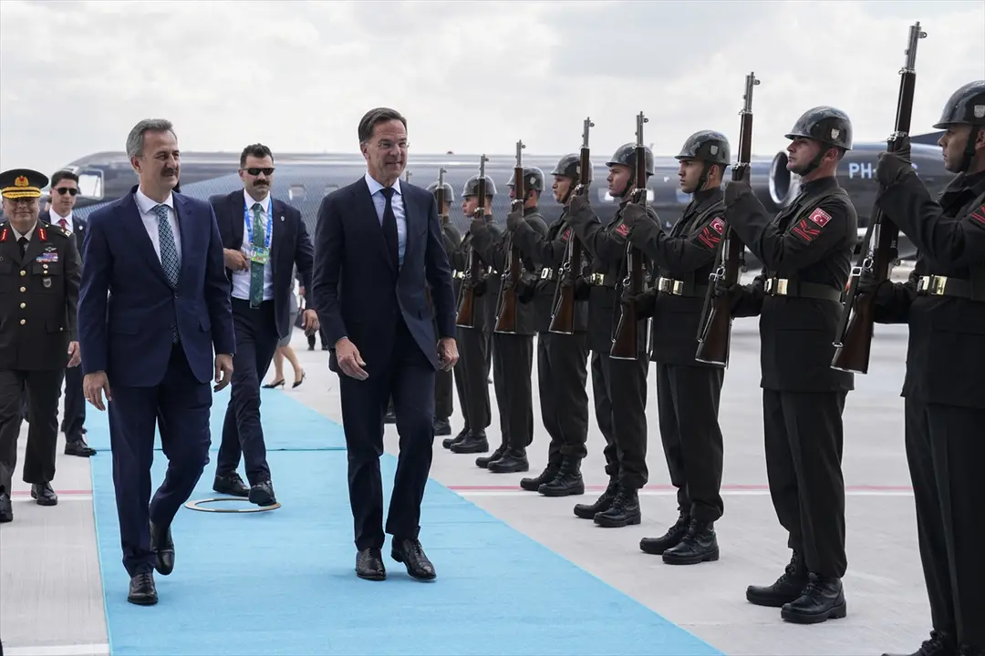 Rutte Ankara'ya geldi