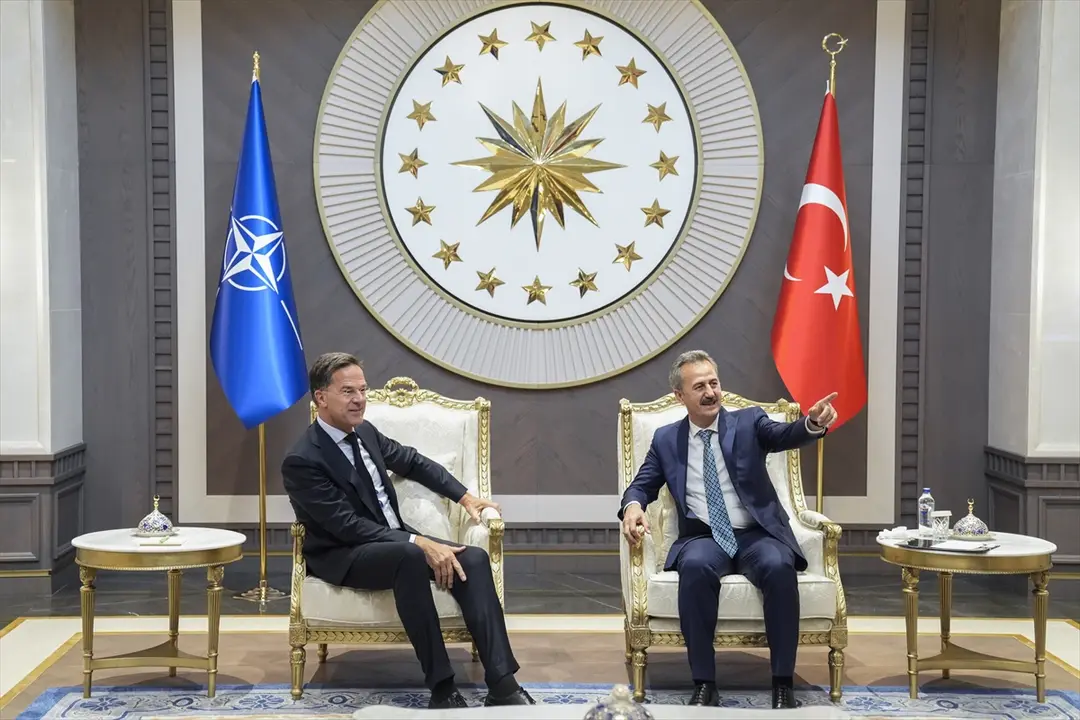 Rutte Ankara'ya geldi