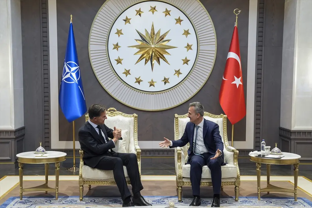 Rutte Ankara'ya geldi