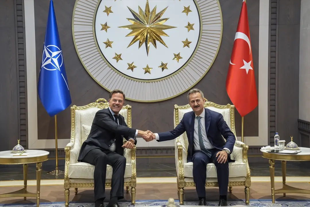Rutte Ankara'ya geldi
