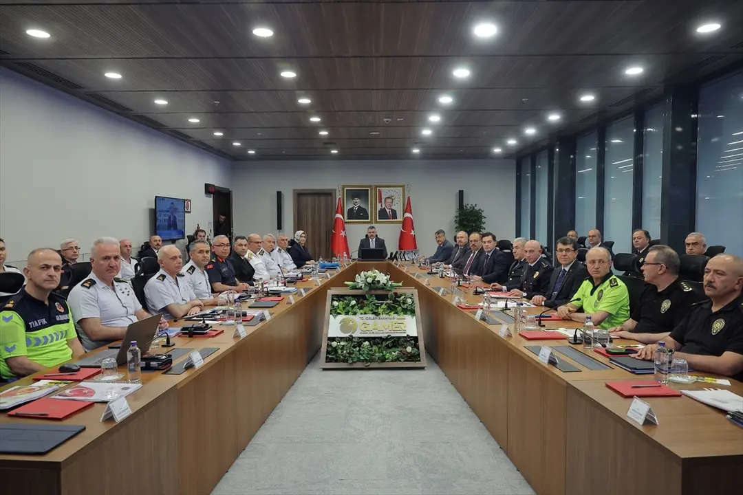 İçişleri Bakanlığı'nda NATO Zirvesi öncesinde güvenlik hazırlıkları ile alınan tedbirler değerlendirildi