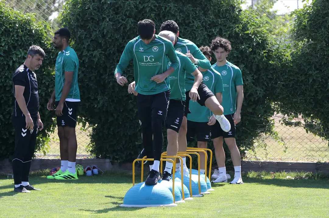 Konyaspor, kadrosunu 5 oyuncuyla güçlendirmek istiyor