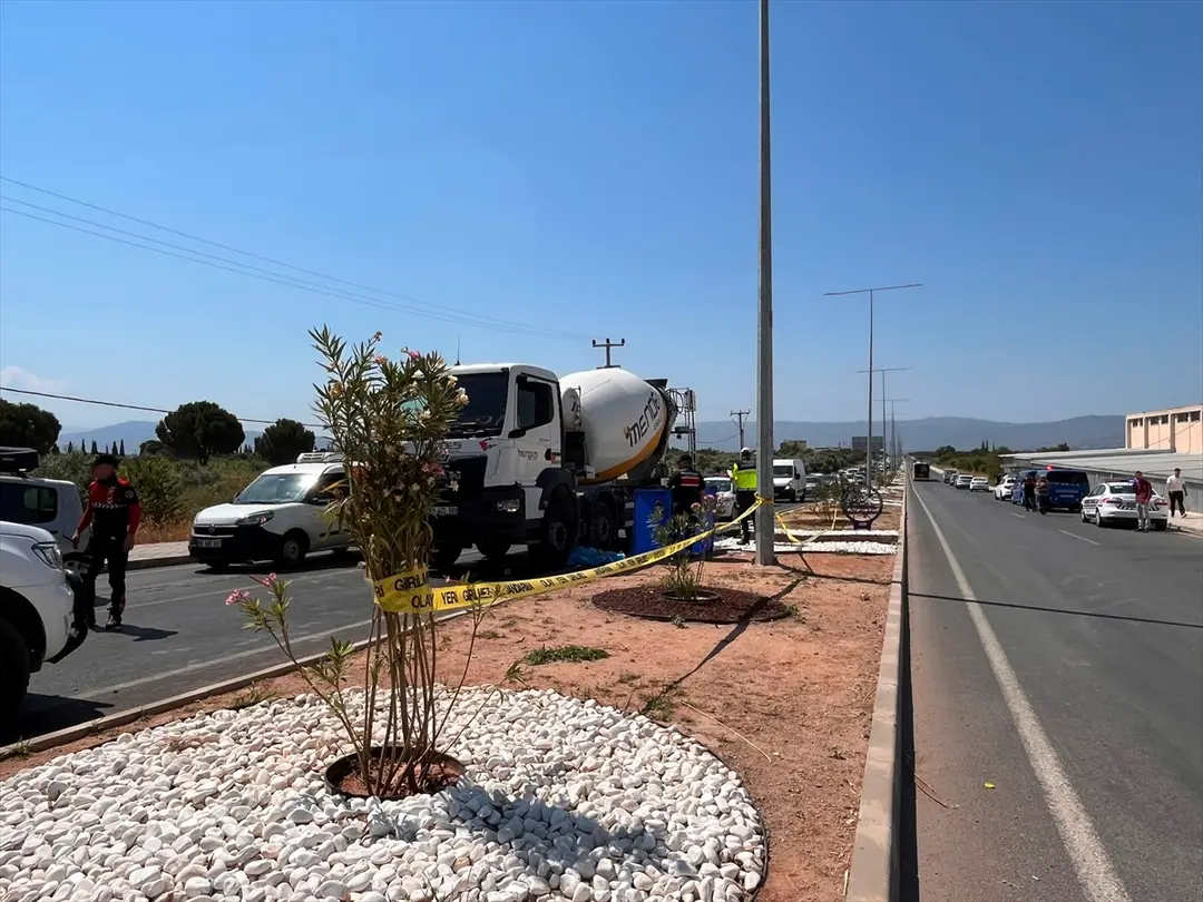 Beton mikseri yayaya çarptı: 1 ölü