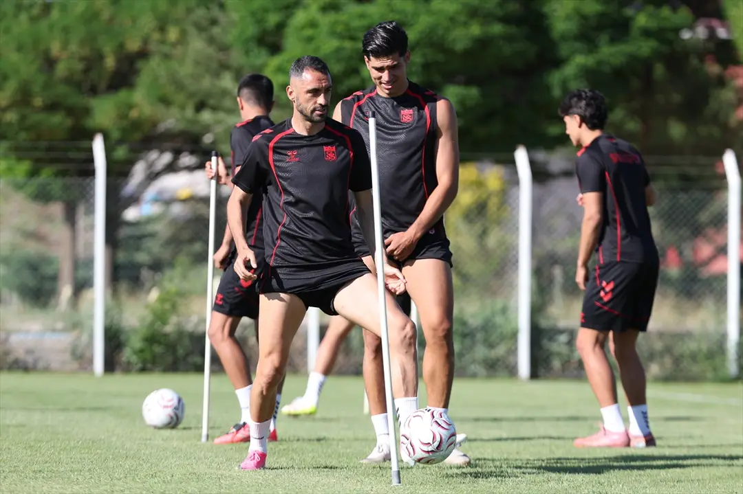 Sivasspor: Yeni sezona hazırlık sürüyor