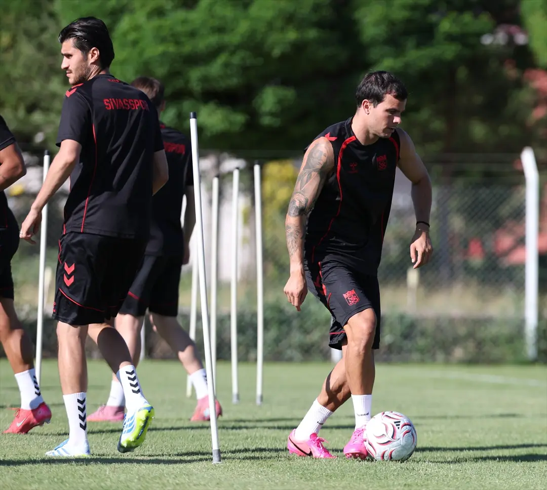 Sivasspor: Yeni sezona hazırlık sürüyor