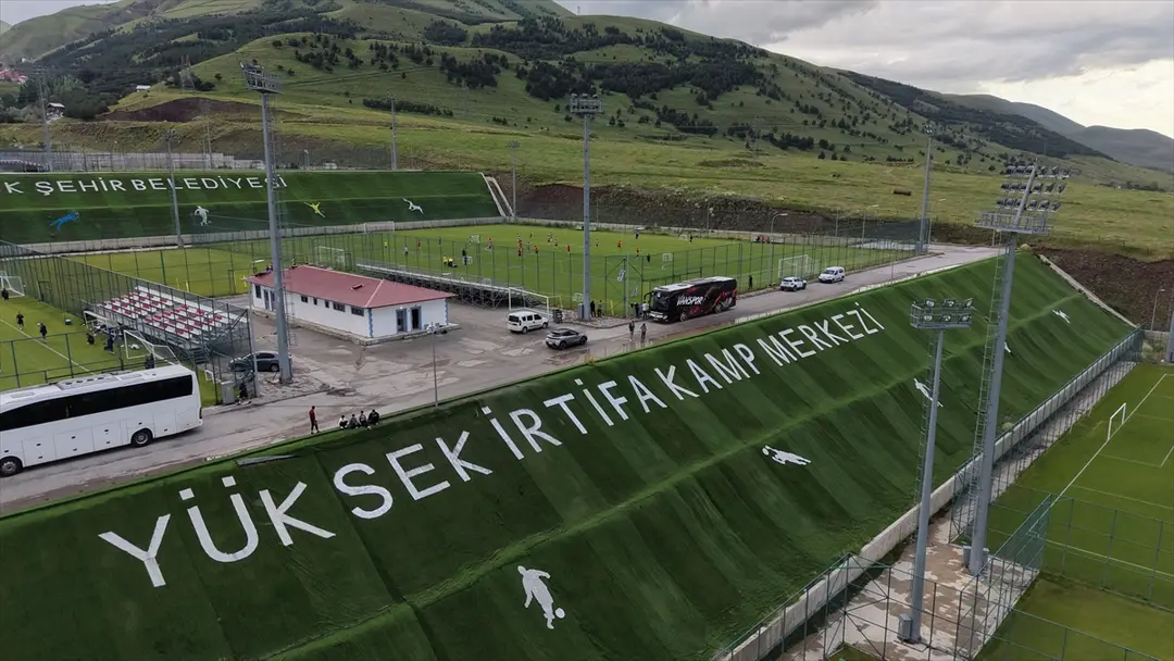 Vanspor FK'nin Erzurum kampı başladı