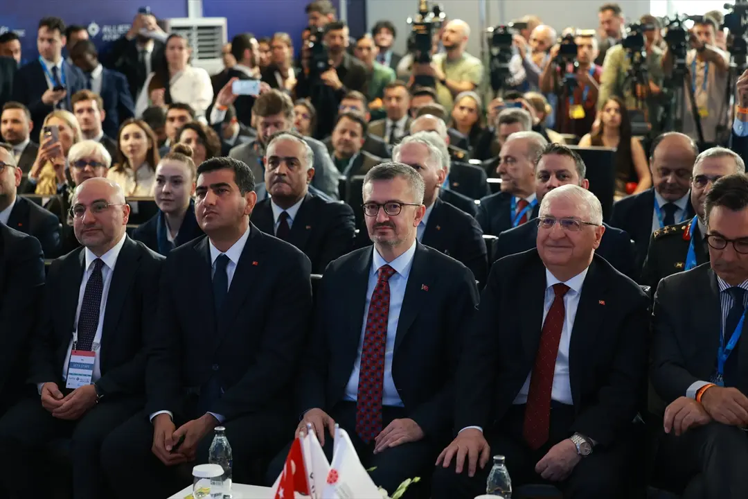 NATO ANKARA ZİRVESİ - Milli Savunma Bakanı Güler, "Müttefikler Ankara'da" programında konuştu: