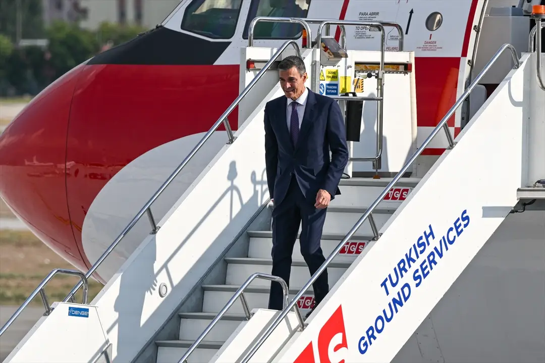 Sanchez: NATO Zirvesi için Ankara'da